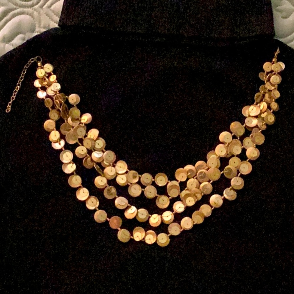 🎉 Fun & Festive All-Season Necklace 🎉